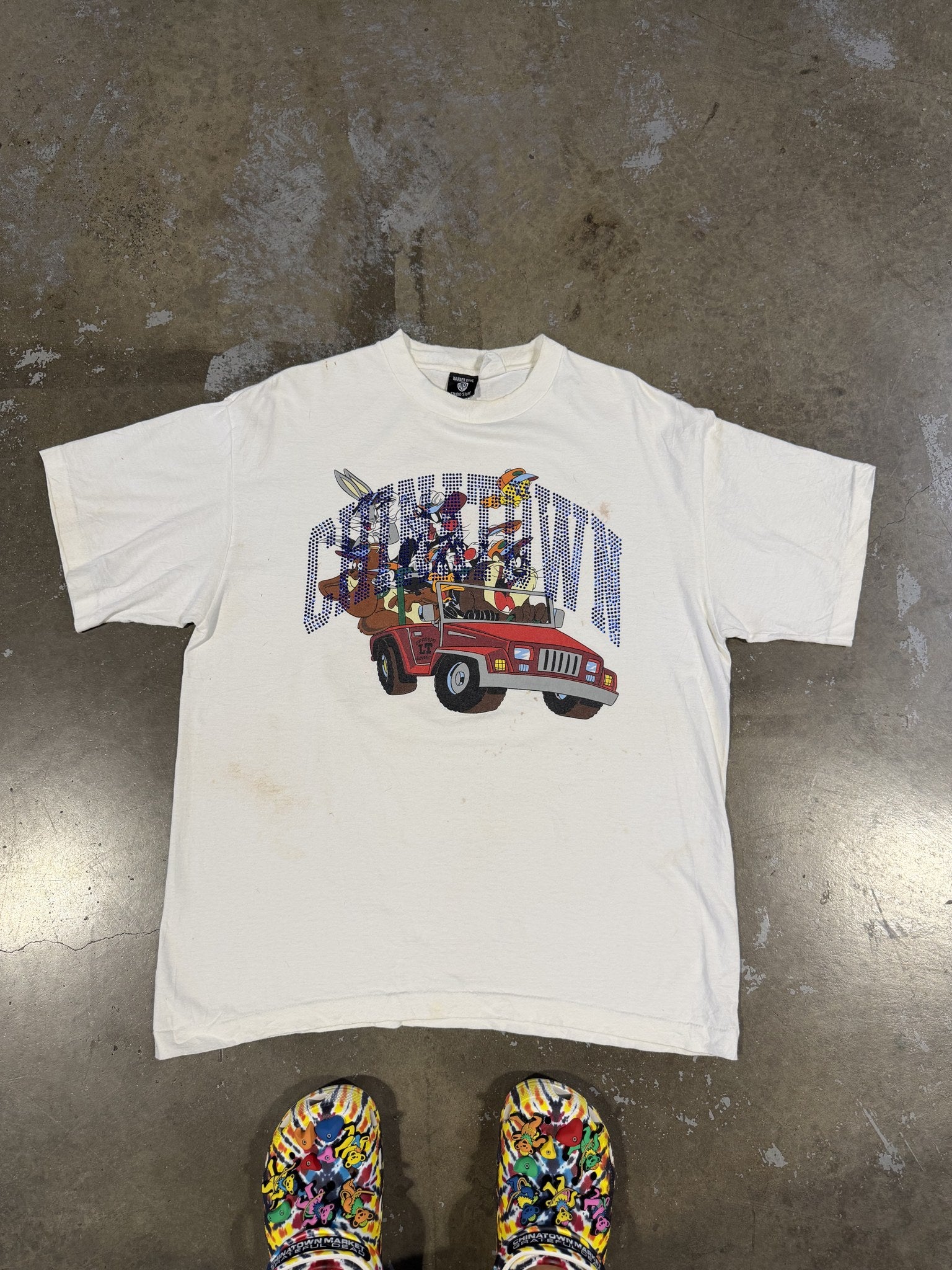 Looney Tunes Bedazzled Arc (White) - front