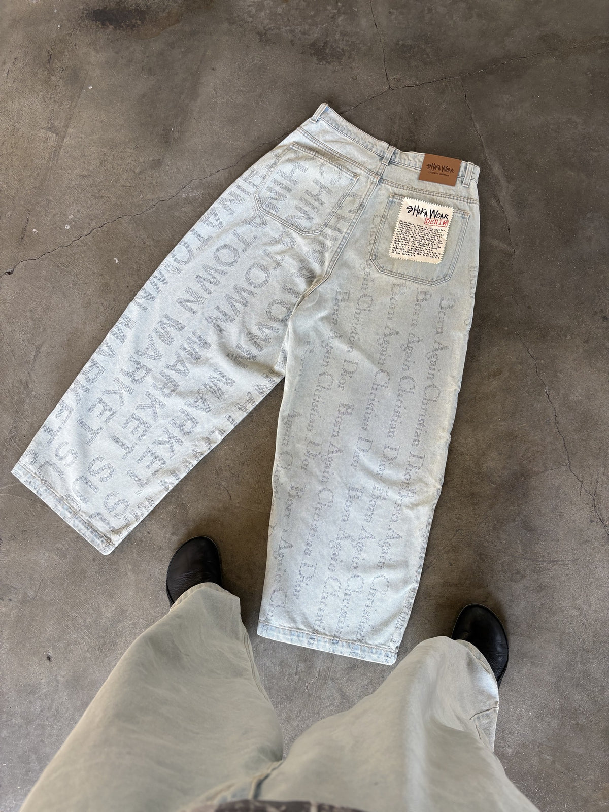 Shaka Print Gun 1 of 1 No. 04 Balloon Denim Pants, Waist 32, back